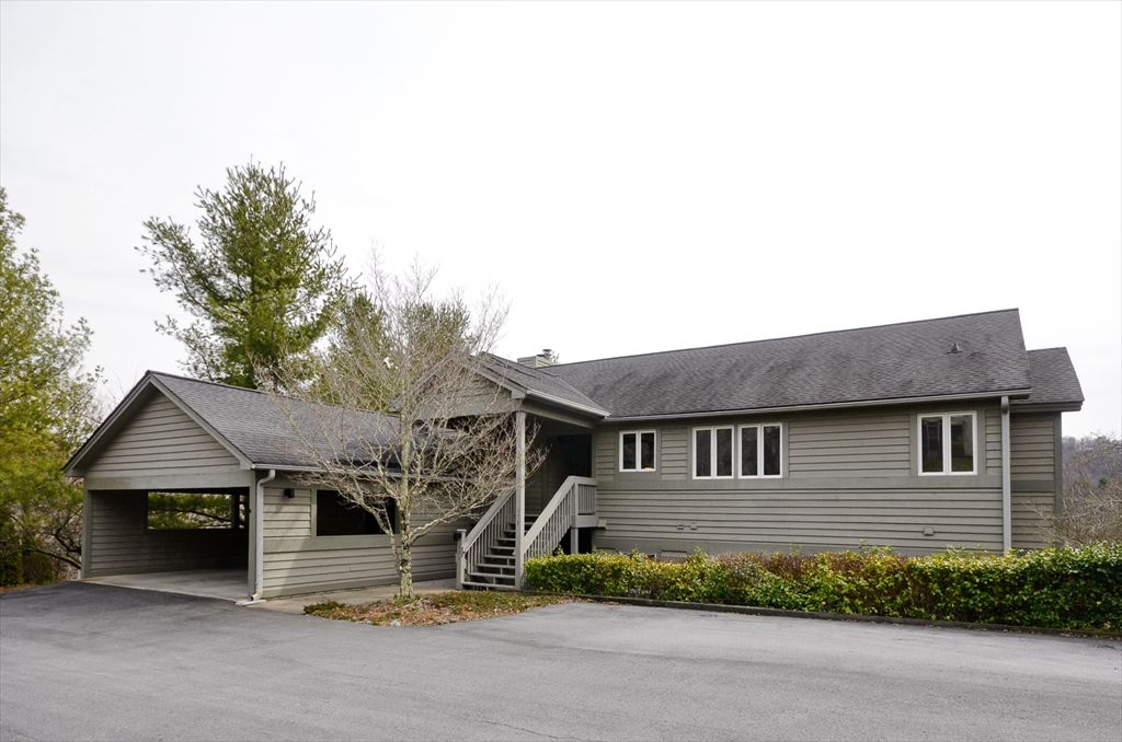 113 Burning Tree Lane, Flat Rock Unit: C-602 113 Burning Tree Lane, Flat Rock Unit: C-602