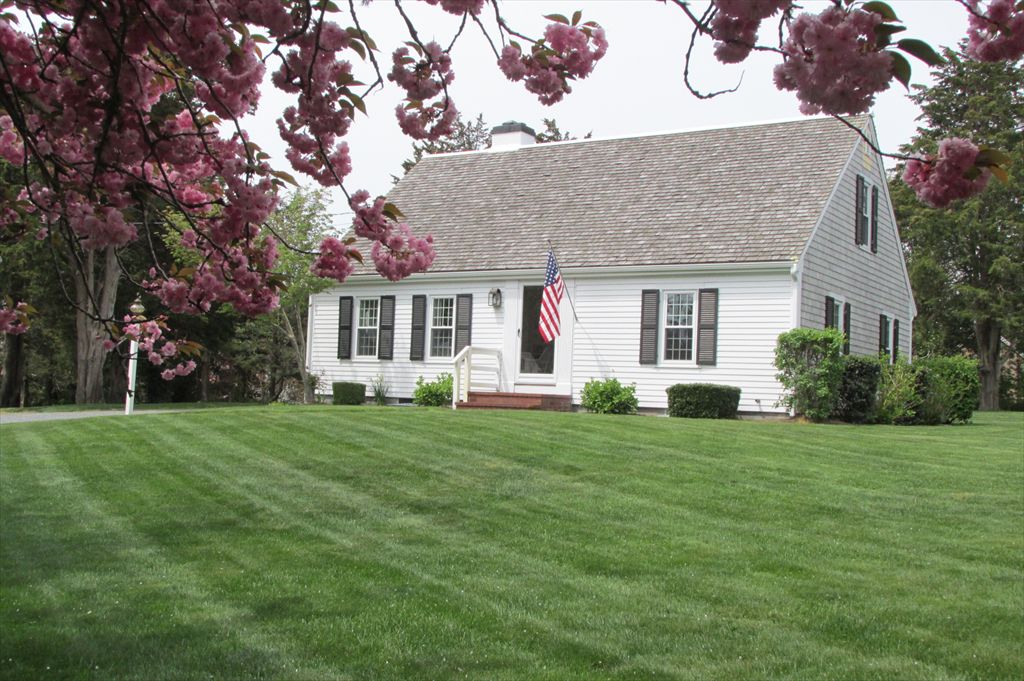 80 Briar Spring Rd, East Orleans 80 Briar Spring Rd, East Orleans