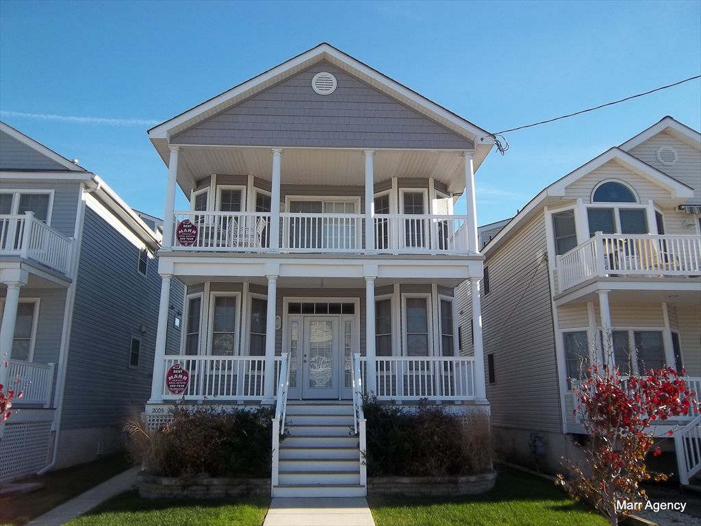2007 Asbury Avenue, Ocean City Unit: B Floor: 2nd 2007 Asbury Avenue, Ocean City Unit: B Floor: 2nd