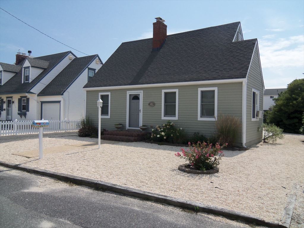 104 E North Carolina Avenue, Haven Beach 104 E North Carolina Avenue, Haven Beach