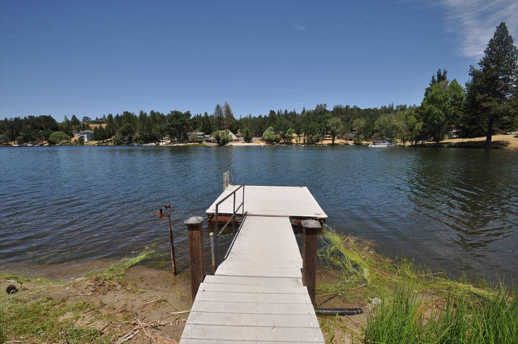 20618 Longridge Court, Groveland Unit: 4/109 Floor: 2-level 20618 Longridge Court, Groveland Unit: 4/109 Floor: 2-level