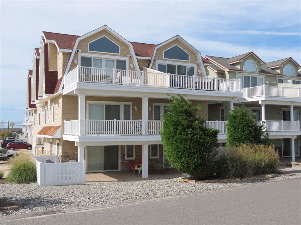 3212 Boardwalk, Sea Isle City Unit: South 3212 Boardwalk, Sea Isle City Unit: South