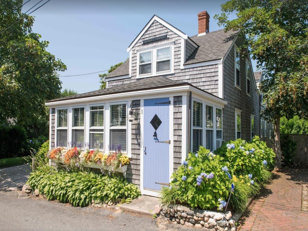 1 West York Lane, Nantucket 1 West York Lane, Nantucket