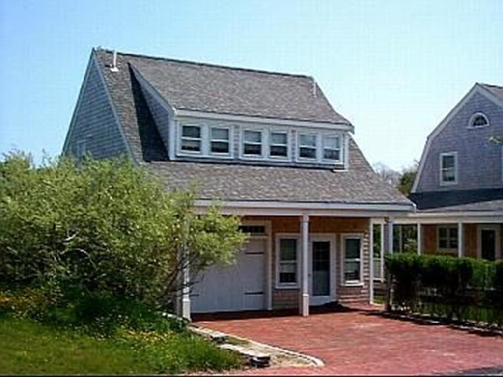 4 Gardner Perry Lane Cottage, Nantucket 4 Gardner Perry Lane Cottage, Nantucket