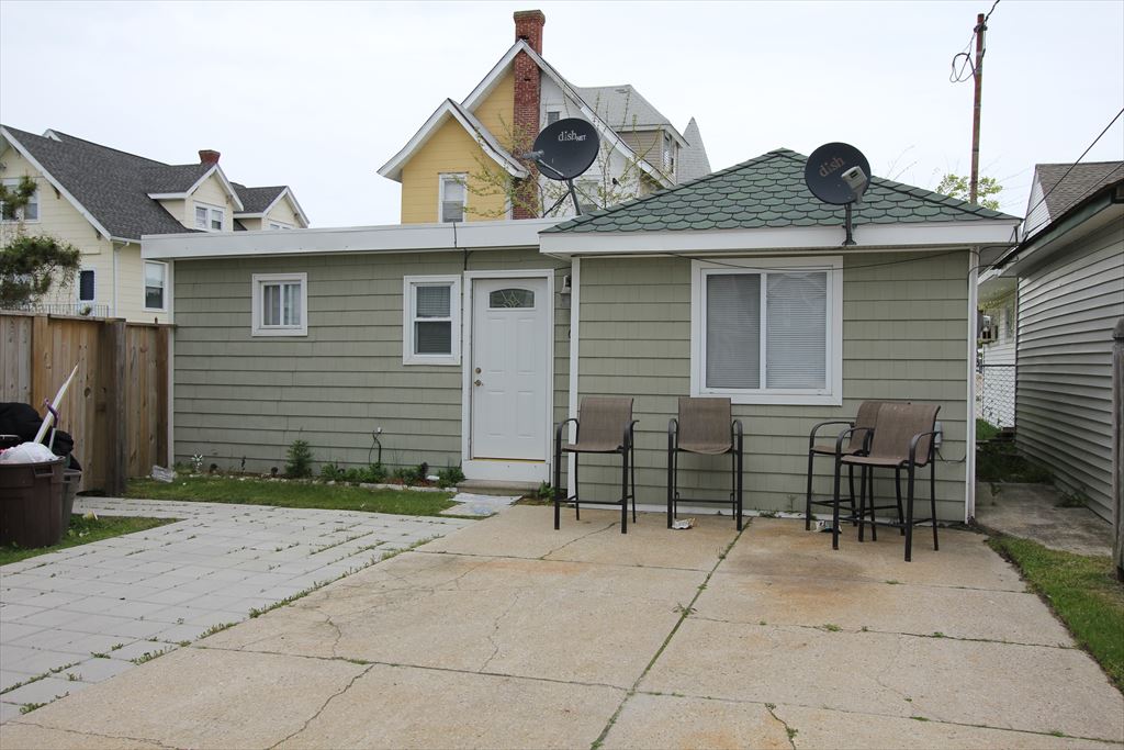 215 E. 24th Avenue, North Wildwood Unit: Cottage, 6 215 E. 24th Avenue, North Wildwood Unit: Cottage, 6