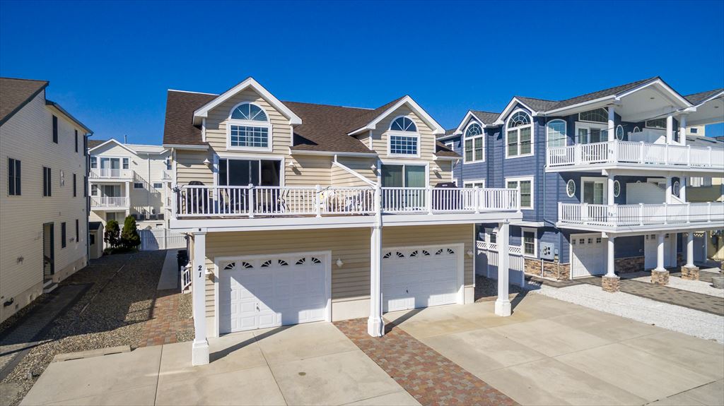 21 73rd Street, Sea Isle City Unit: West 21 73rd Street, Sea Isle City Unit: West
